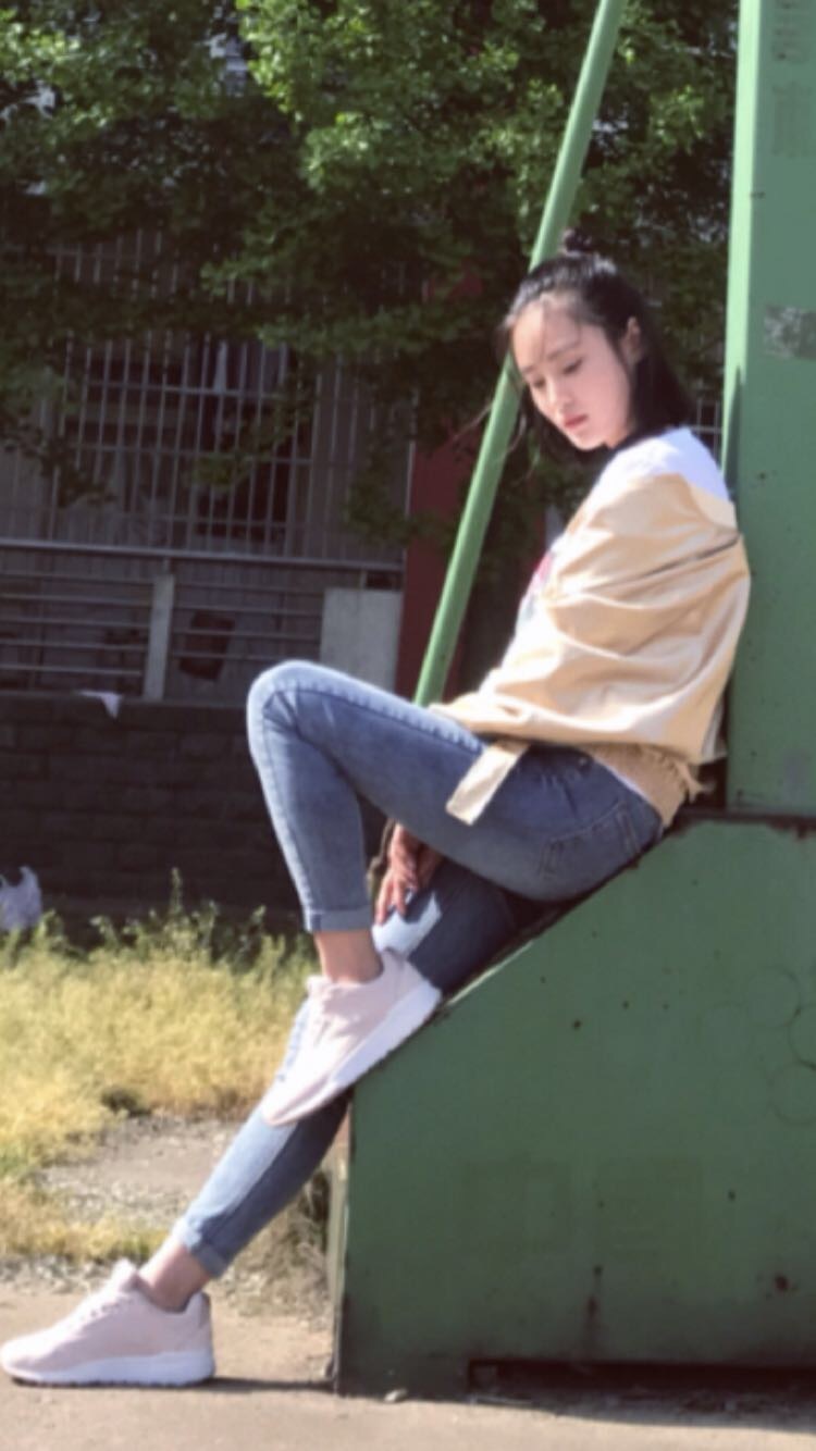 伊伊-北京市·北京市·房山区--接拍服饰类商品网拍,诚信接单,可长期合作