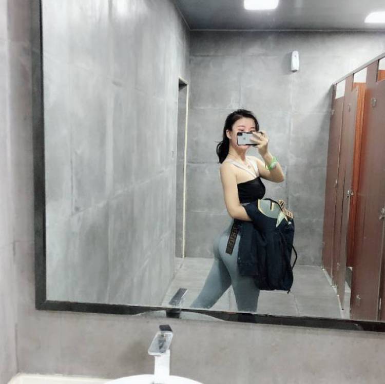 白玛西准-河南省·郑州市·金水区--会打篮球 爱健身 身高172 体重116 鞋码38 在线等单