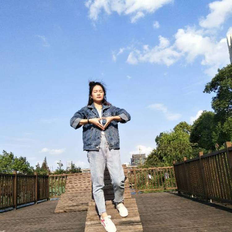 小熊-上海市·上海市·嘉定区--淘宝牛仔外套卖家秀,浏览量高达8万次!快来找我吧