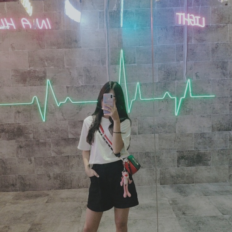 乐多-河南省·郑州市·金水区-抖音 微博 *** 朋友圈-喜欢摄影 化妆 美图  喜欢拍摄短视频  
喜欢服装   会写文案 
身高171  体重53  
平台有:抖音  微博  ***  朋友圈等