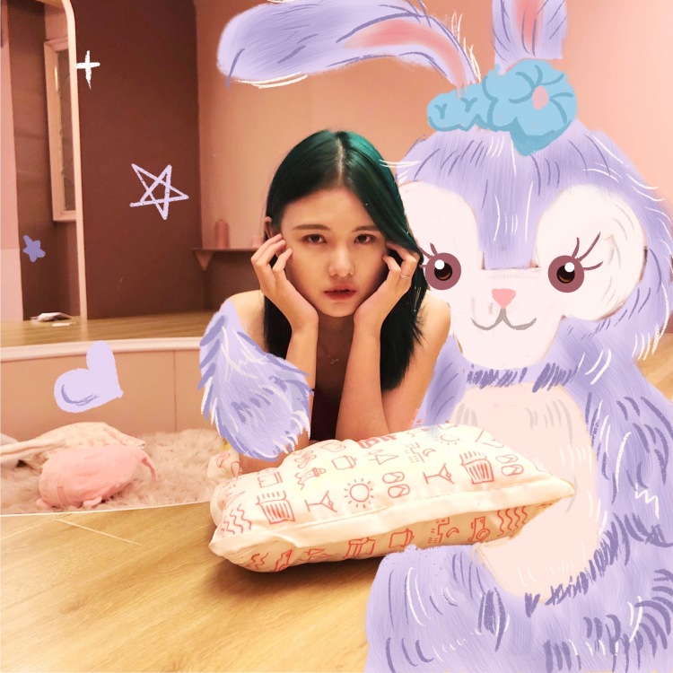 YvetteZou💫-江西省·南昌市·青云谱区-微博-可以买家秀 写文案 会p图画涂鸦 剪辑视频
英文专业 可以做美食美妆分享
微博粉丝2000+