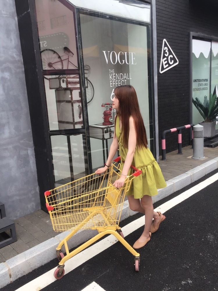 淸玖-浙江省·杭州市·上城区--淘宝网拍模特
会剪辑会p图
身高170
体重106