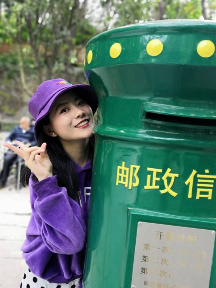 小杨同学啊_-四川省·成都市·简阳市-抖音 微博 *** 快手-157cm 41kg爱好摄影 可接受各种风格(汉服 学院风 冷酷 可爱甜美风等都可) 可盐可甜 买家秀 产品开箱测评等都可以 接过买家秀的单 拍过护肤品视频等 有单就接 价格都可 谢谢啦❤