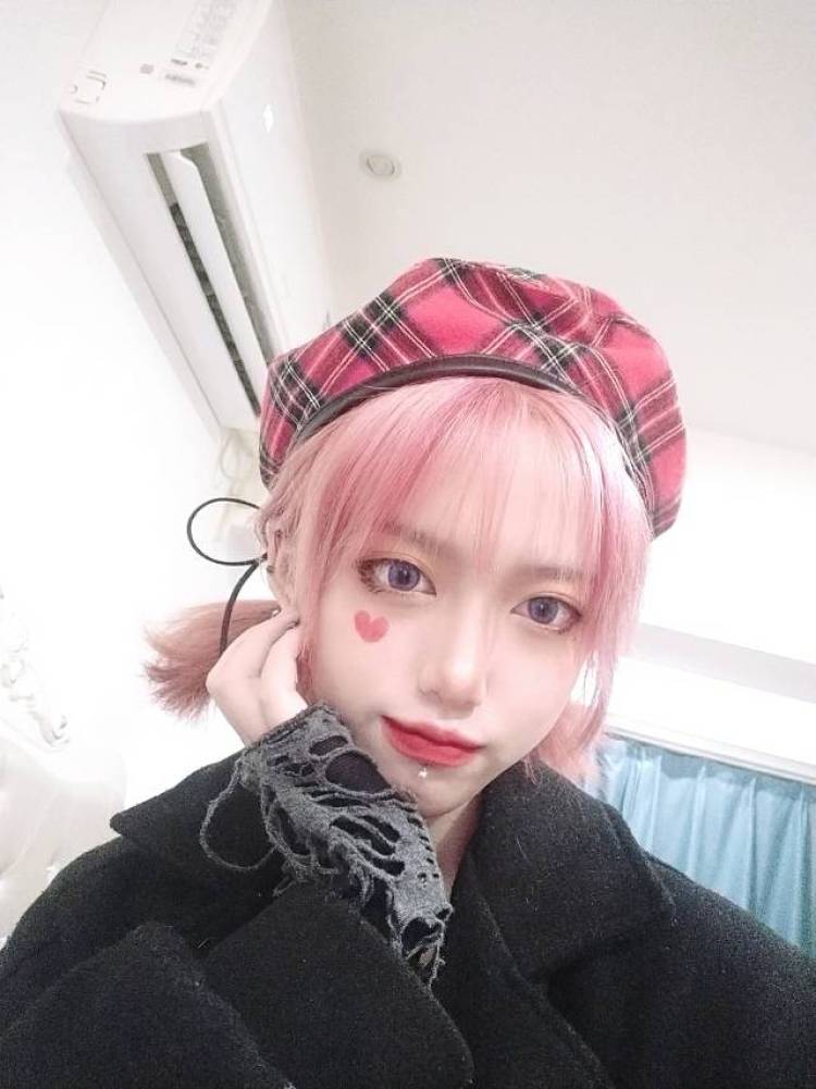 @左左左格_-浙江省·金华市·婺城区--擅长日系亚文化原宿风Lolita jk暗黑哥特
