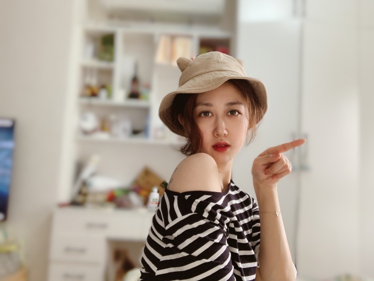 什么昵称都不可用_-重庆市·重庆市·九龙坡区--喜欢自拍、服装搭配、为店家做宣传推广、喜欢时尚、新手请多多关照❤️ 小女子不才，会继续努力，如有看上请私我，谢谢🙏
