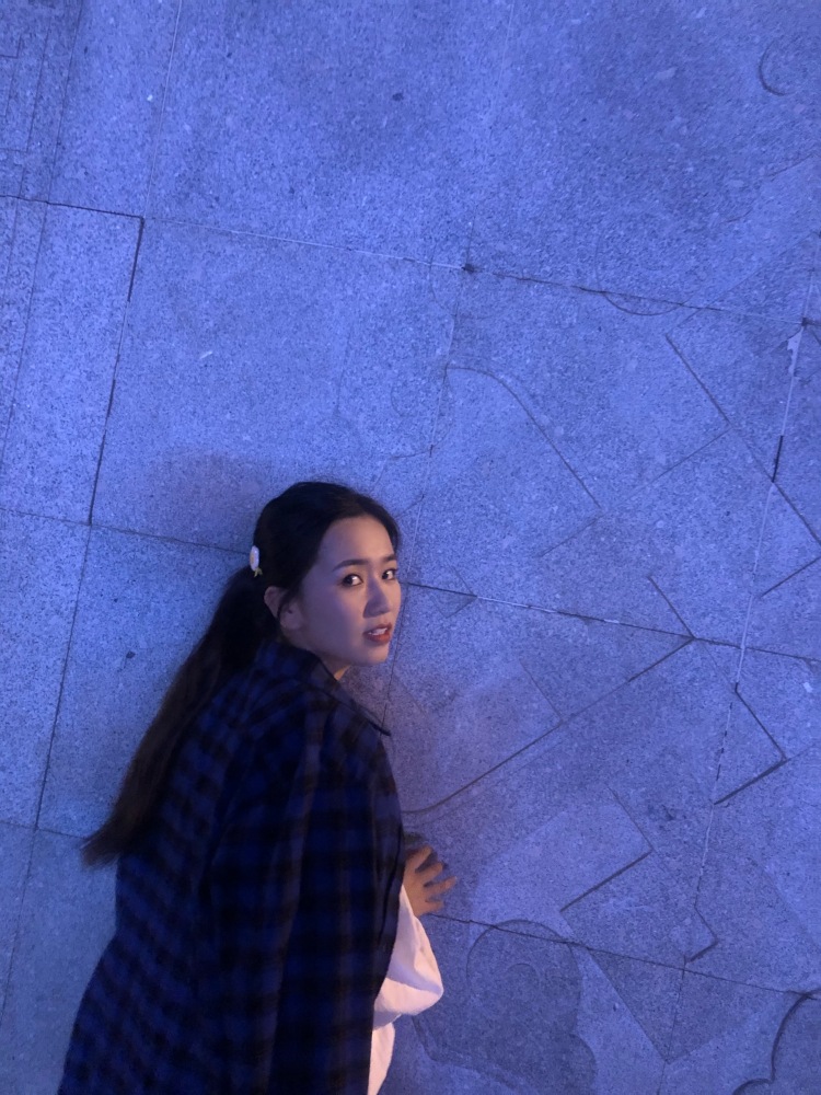 D-内蒙古自治区·通辽市·科尔沁区-微博-拍过很多买家秀 都是一遍通过  风格多变 以韩系为主