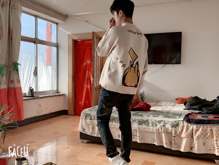 王晓斯-北京市·北京市·海淀区-抖音,微博,知乎,***,微信-新人一枚,身材好,气质还行吧,穿衣百搭,