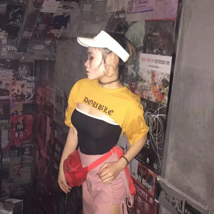小何meijin🦋-云南省·昆明市·五华区-微博 1500-寄拍 买家秀 网红地打卡都okk 特别特别喜欢拍照会p图微博粉丝1500 看9图8