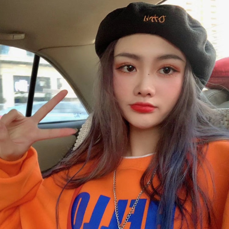 小何meijin🦋-云南省·昆明市·五华区-微博 1500-寄拍 买家秀 网红地打卡都okk 特别特别喜欢拍照会p图微博粉丝1500 看9图8
