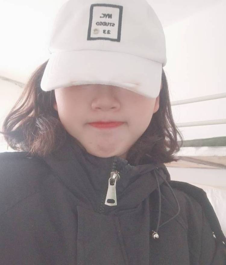 Tina-福建省·泉州市·石狮市--大学生一枚,独立,努力,向上,踏实,是我的目标。希望能给新人一个机会。初次遇见请多关照。