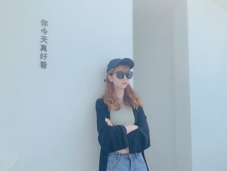 会说话的小眼睛👀,-山西省·忻州市·忻府区-抖音,微博-买家秀,网拍,视频照片都可以,会化妆会拍照会p图,拍人拍物都可行,身高165,体重94,按照您的要求做到您满意❤️,