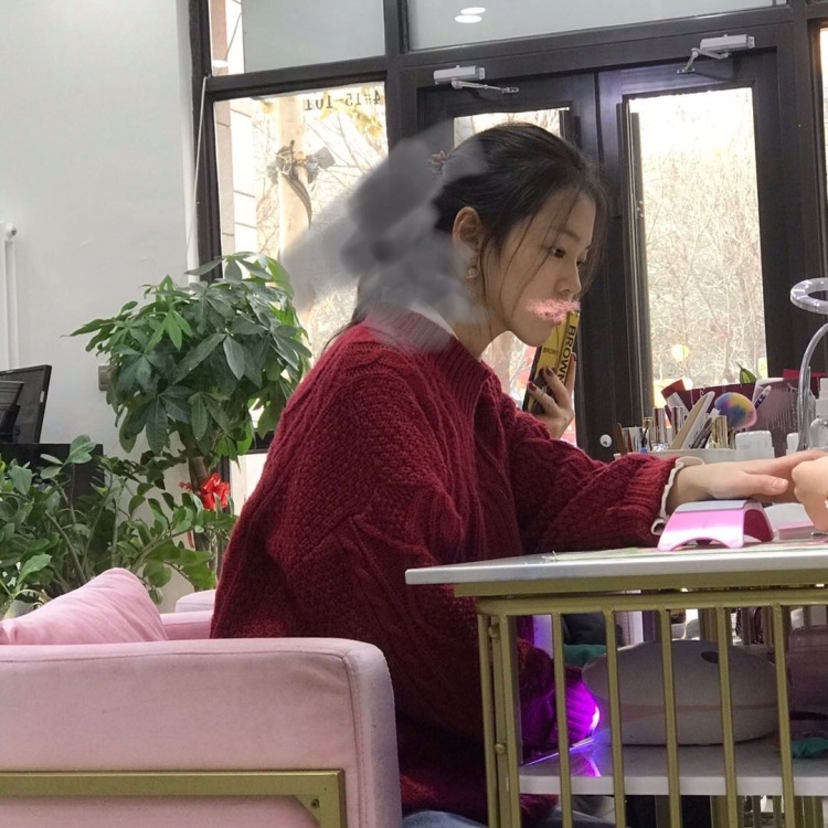 A 婷婷-安徽省·芜湖市·镜湖区--身高166 体重89.2 乘务专业 淘宝买家秀网拍 模特 风格多变 喜欢摄影分享生活 可以接任何文案 努力的人不会被辜负~