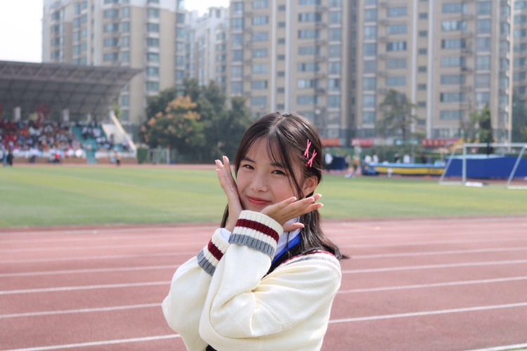 YanYan💗-安徽省·合肥市·包河区-抖音 *** QQ-买家秀 ***种草 平台宣传都支持呐 做过网拍 擅长买家秀及平面模特