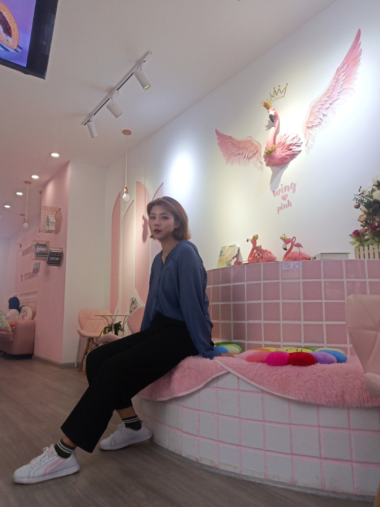 远-四川省·成都市·锦江区--我觉得拍照,p图也算是我的一种特长,因为特别喜欢,所以一直都对这方面比较上心,每次拍了美美的照片都会分享朋友圈,所以也想把自己喜欢的作品呈现给大家。可拍多种类型的图。