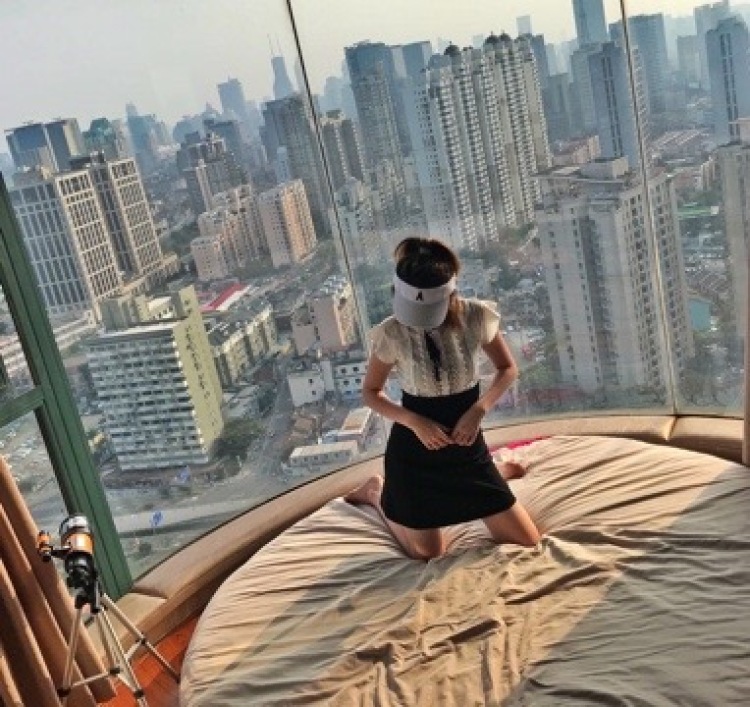 SsssS-7-浙江省·台州市·临海市--职业。古装摄影,喜欢游泳,对穿搭很感兴趣,平时很注重搭配,是个业余主播,需要拍买家秀的可以联系我