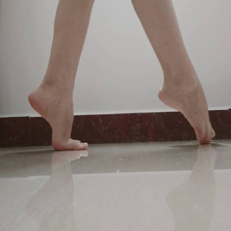 sally-广东省·韶关市·武江区-微博,***,绿洲-学过几年舞蹈,喜欢拍照,会化点妆,寄拍模特,买家秀都可以鸭,脾气好~