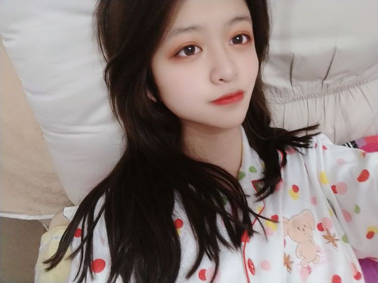 A.橘子味少女🥂-天津市·天津市·津南区-抖音，微博，***-爱好是唱歌跳舞主持表演游泳的一名会抓娃娃的街舞老师，可以接商演，短视频微电影拍摄，平面服装拍摄，情感语录翻拍