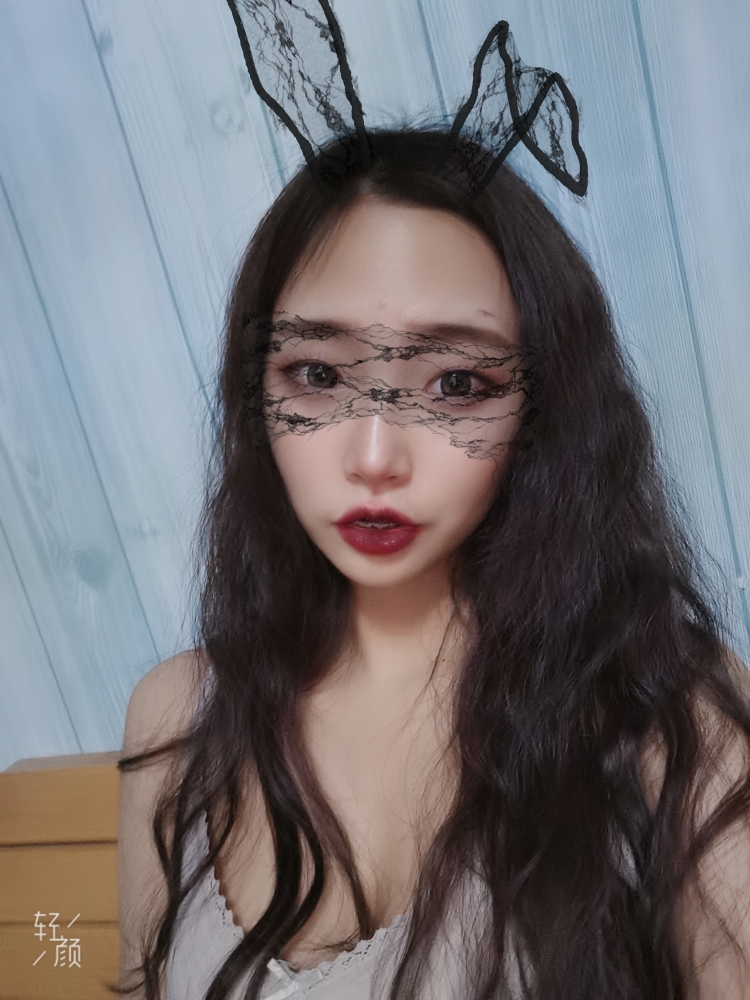 柠檬^-河南省·新乡市·红旗区--可甜可咸,各位金主爸爸看着我比较合适,就选我,会拍照,会修图,长的还行。努力学习中。