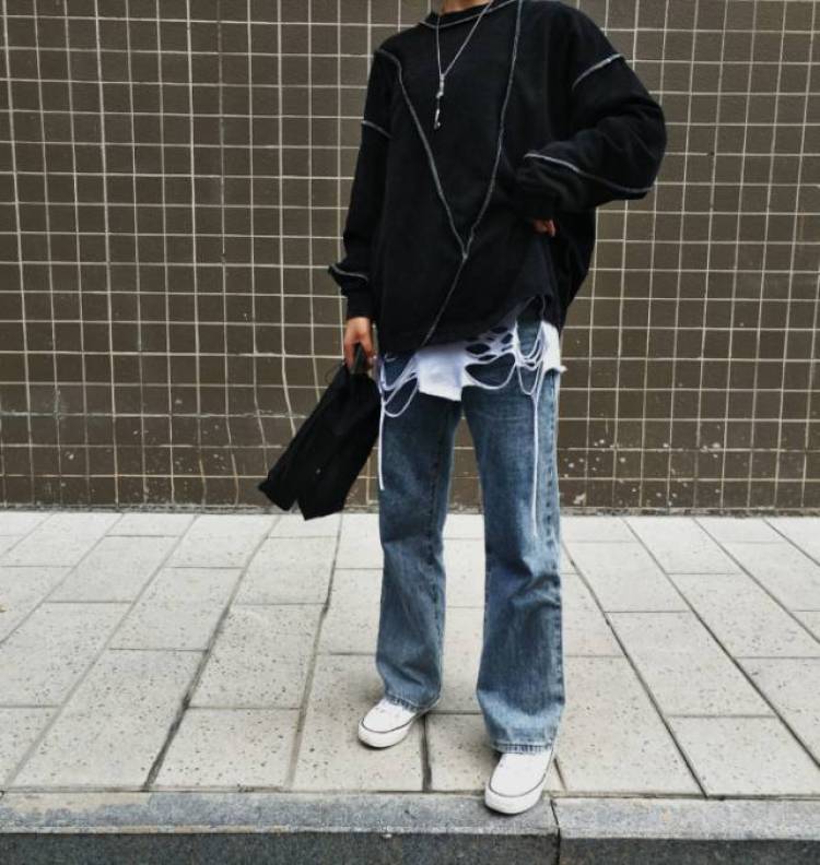 一只老鹅-山西省·忻州市·忻府区-快手-在校学生一只,喜欢拍照P图。风格多样。想接点兼职,赚点零花钱 。