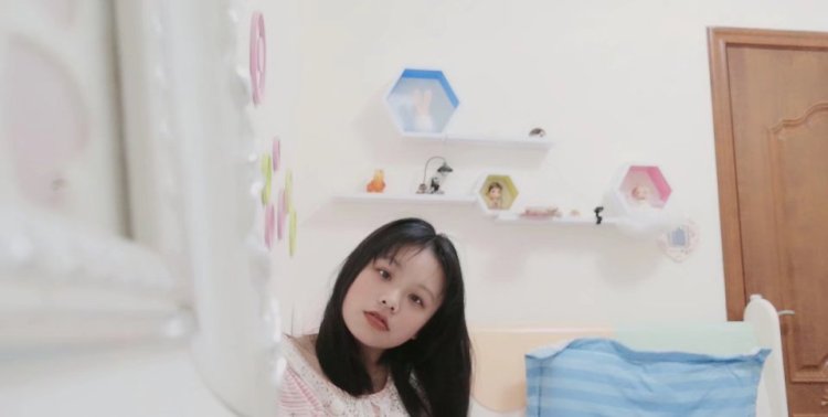 火柴妹-广西壮族自治区·来宾市·武宣县-抖音，微博，***-唱歌跳舞主持绘画书法尤克里里都会，平时经常玩***抖音微博，app推广买家秀都可以做。