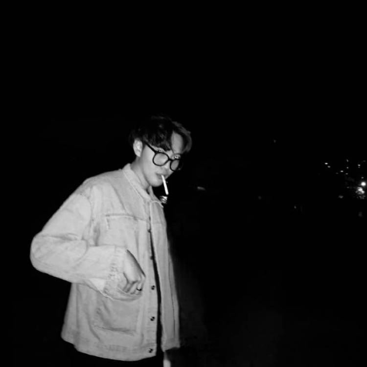 藤原千葉-海南省·省直辖县级行政区划·文昌市-抖音-服装店员  喜欢拍照  身高182  体重150   接买家秀  网拍模特