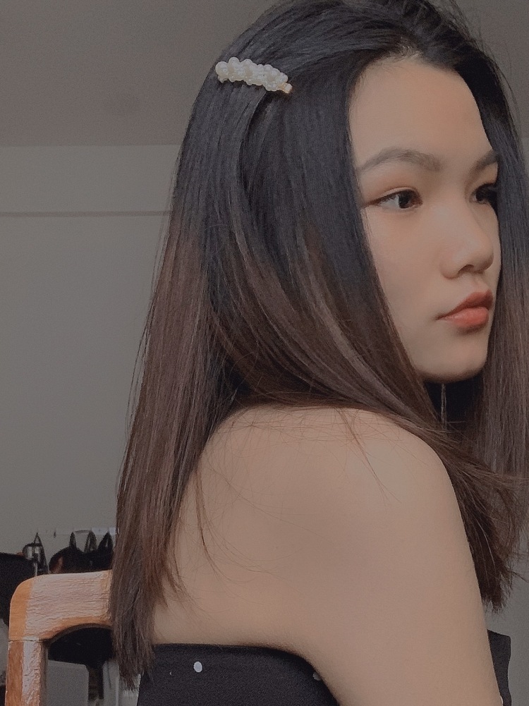 橘子-广东省·肇庆市·高要区-公众号：一只橘子呀-买家秀  喜欢各种风格  喜欢搭配  爱化妆、护肤！
开箱测评  文案种草  一个喜欢拍照的女孩！