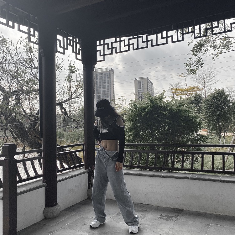 KK宝贝-广东省·佛山市·三水区-抖音 快手 *** nice-舞蹈老师 喜欢拍照 有单反 有经验 
各种风格 都可搞定 
多的不说 各位老板有意向可以找我