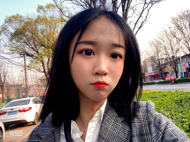 jing--河北省·唐山市·遵化市-快手-快手1000+浏览量连续五个过万有人找我问我穿的什么带的什么美瞳,支持微商不签约平台,