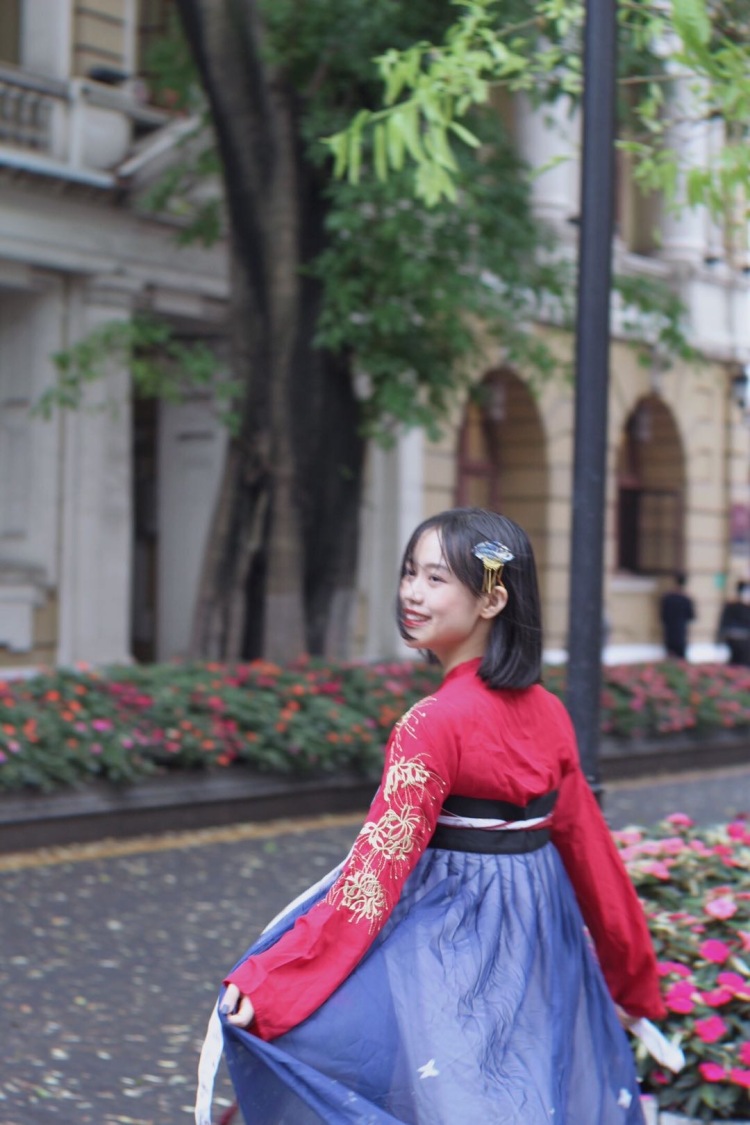 可爱小蔚🕊-广东省·广州市·海珠区-抖音-各种风格皆可驾驭
jk、汉服、休闲、鞋子首饰都🉑️
性格超好
会P图,拍照技术好
新人多多指教