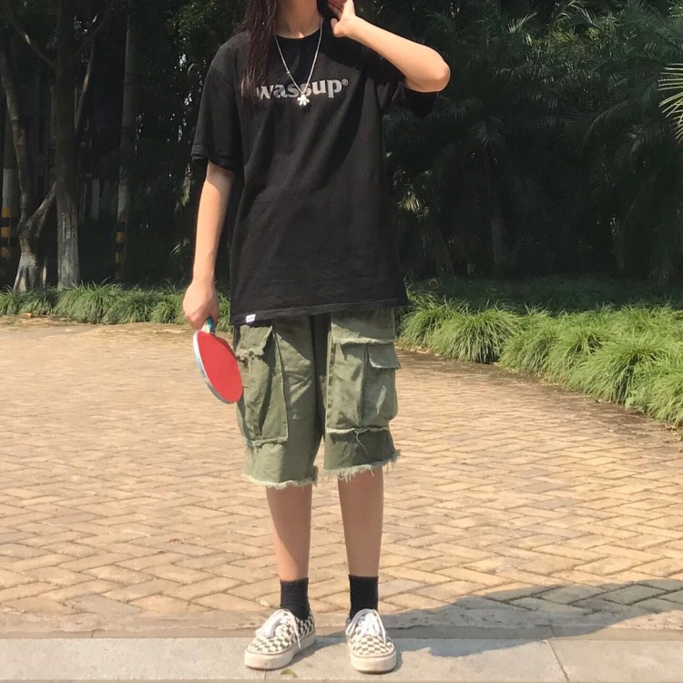 暴躁网友-广西壮族自治区·梧州市·长洲区-抖音 微博 ***-数字媒体专业
会ps 和短视频剪辑
爱好摄影
可接买家秀、网拍