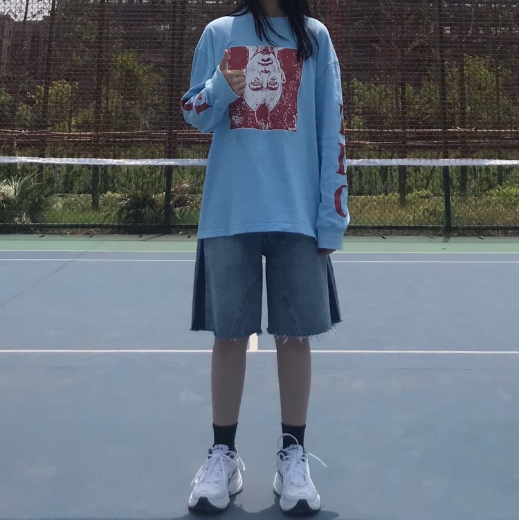 暴躁网友-广西壮族自治区·梧州市·长洲区-抖音 微博 ***-数字媒体专业
会ps 和短视频剪辑
爱好摄影
可接买家秀、网拍