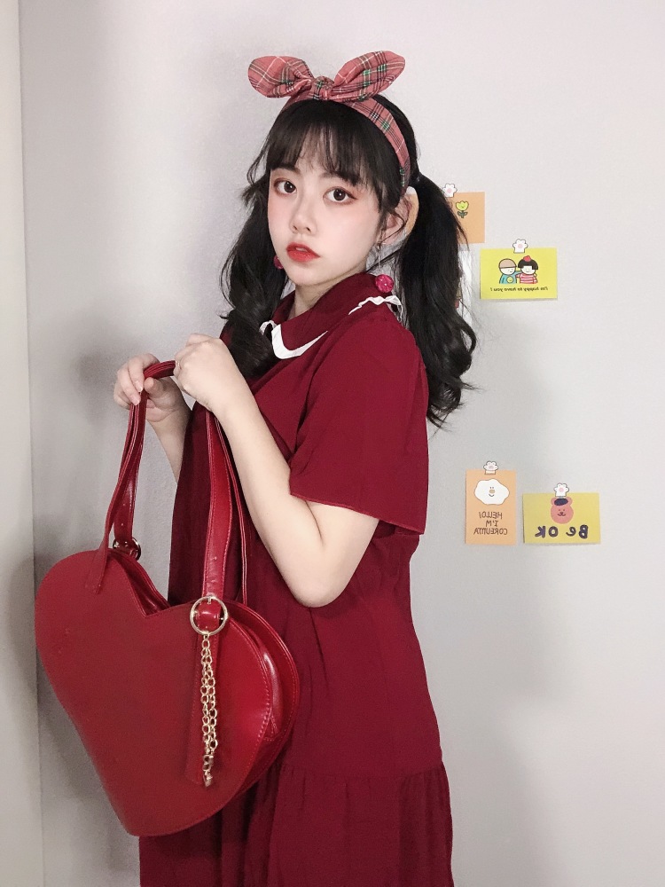 丸-江苏省·苏州市·常熟市-微博-买家秀模特,可接家里对镜自拍,可佣金可送拍。可爱萝莉风,jk,Lolita都可