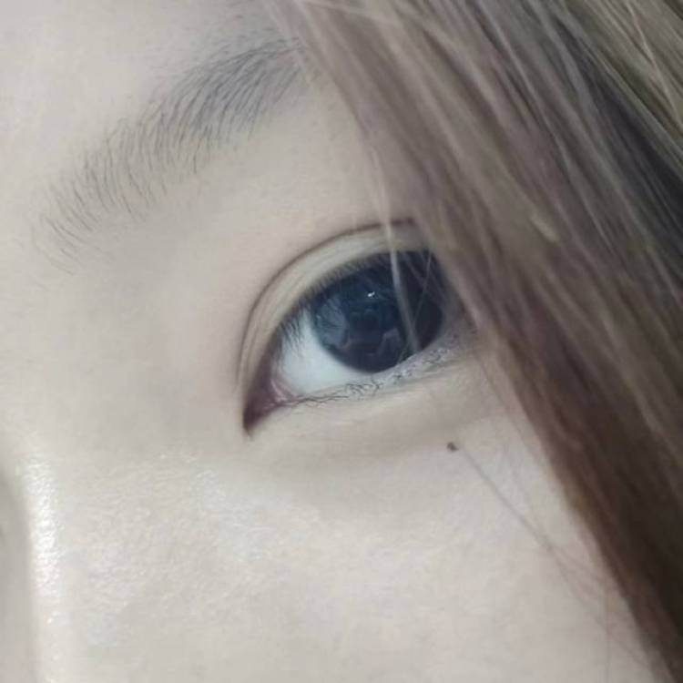 陈溜溜-广东省·东莞市·大朗镇-抖音 微博 *** 知乎 闲鱼-因为自由职业 平时空闲会拍照 比较会P图 图片很奈斯 然后想做一些网拍 淘宝模特 美瞳 衣服啥的抖音 *** 知乎等都有号  提升一下自己 多多学习