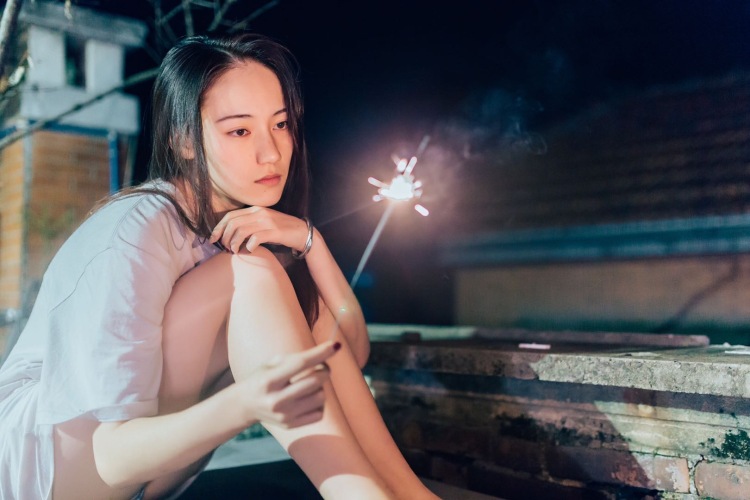.-江苏省·南京市·建邺区--长得好看，化妆技术Max，会拍照，修图一绝，有自己摄影、修图合作的小伙伴。
时间充足，主要做兼职，tb网拍or模特皆可。食物、衣服、配饰、隐形眼镜、美妆视频各类产品模特皆可。