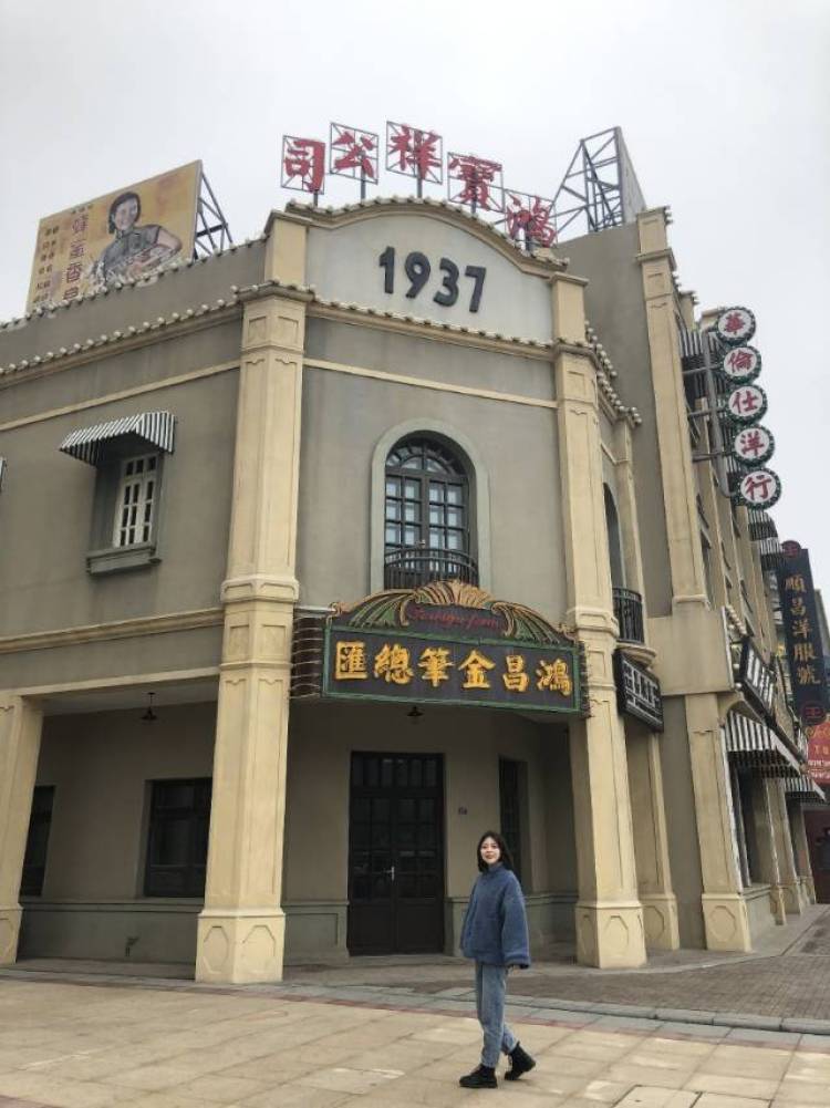 王圆圆-山东省·济南市·商河县--大家好:
  我是一名大一的学生 喜欢拍照 会p 图  可以有多种风格  买家秀也被推广 可以重拍 事少好说话 希望商家给我个机会😊