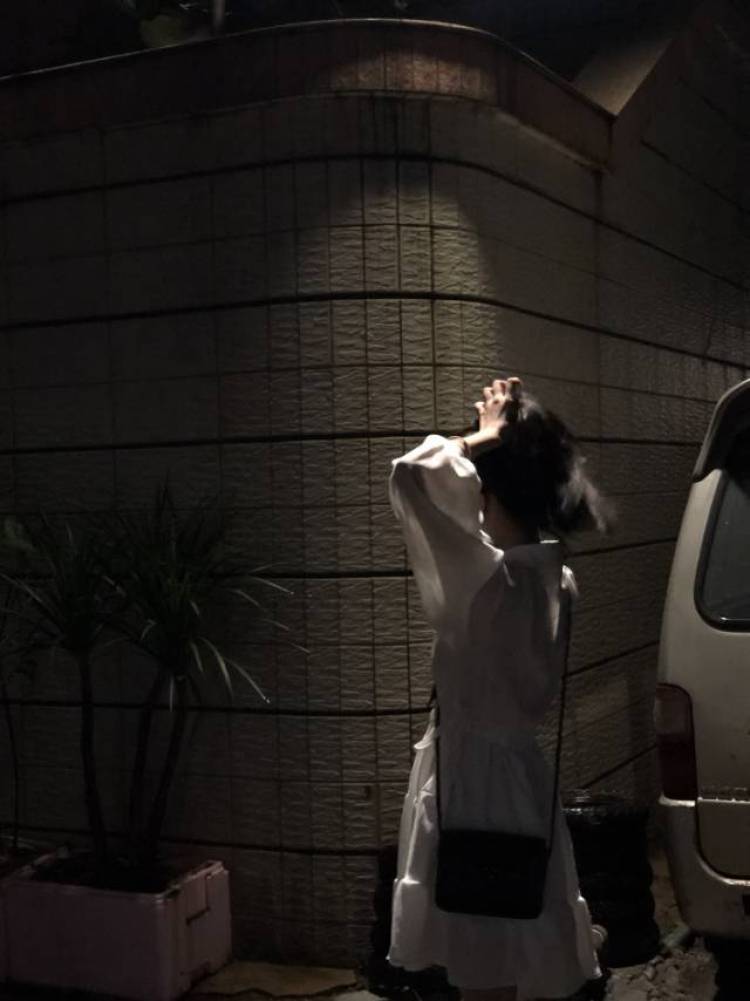 池鱼-广东省·佛山市·顺德区-抖音,***,堆糖,快手-我是个平凡的学生党,但我想靠自己的努力赚点零花钱,我想接单后去抖音,快手做开箱测评,或者买家秀,因为我想努力成为优秀的人。特长虽然没有什么,但我一直在努力变得自信,把每一次买家秀当成是自己的工作拍的美