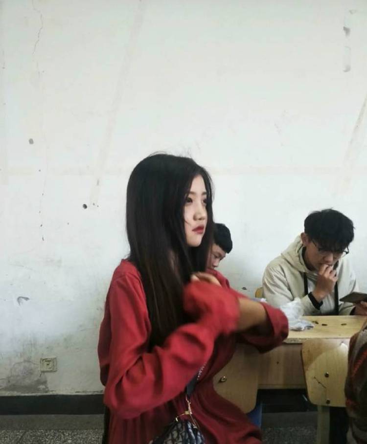 王lanzhong-江苏省·连云港市·海州区-快手-买家秀,什么风格都是可以驾驭的,接寄拍
P图拍照技术保证绝对一流