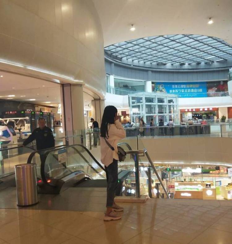 王lanzhong-江苏省·连云港市·海州区-快手-买家秀,什么风格都是可以驾驭的,接寄拍
P图拍照技术保证绝对一流