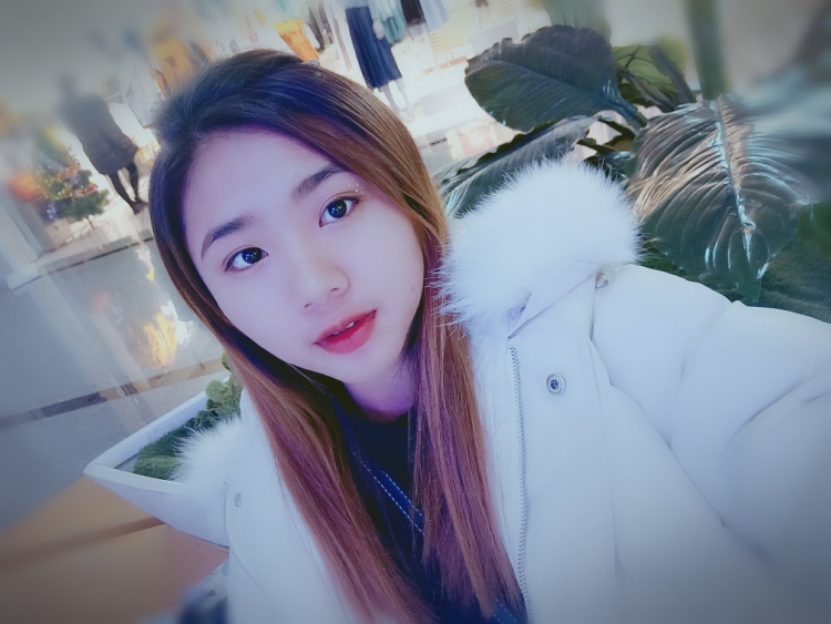 瑶玲啊瑶玲-内蒙古自治区·包头市·土默特右旗-快手-各种办公软件都经常用，一本大学生一枚，拍照修图技术过硬，朋友都说我灵摄，寄拍送拍，买家秀都接，赚些零花钱
下面都是我拍的图，各种产品，女装男装都能合作
诚信经营，价格可协商（带价来）