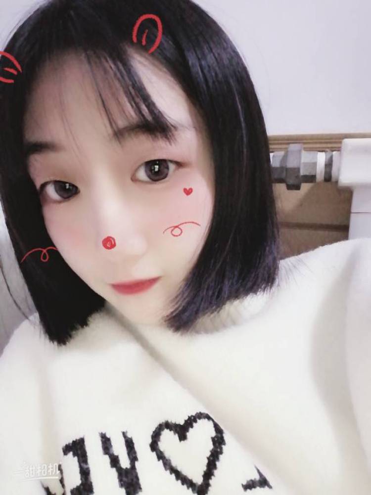 你的女孩.-河北省·石家庄市·晋州市-快手-想要做好网拍 最好是文具类的,比如测评笔 ,文具盒,彩铅等文具,也拍衣服类的,谢谢