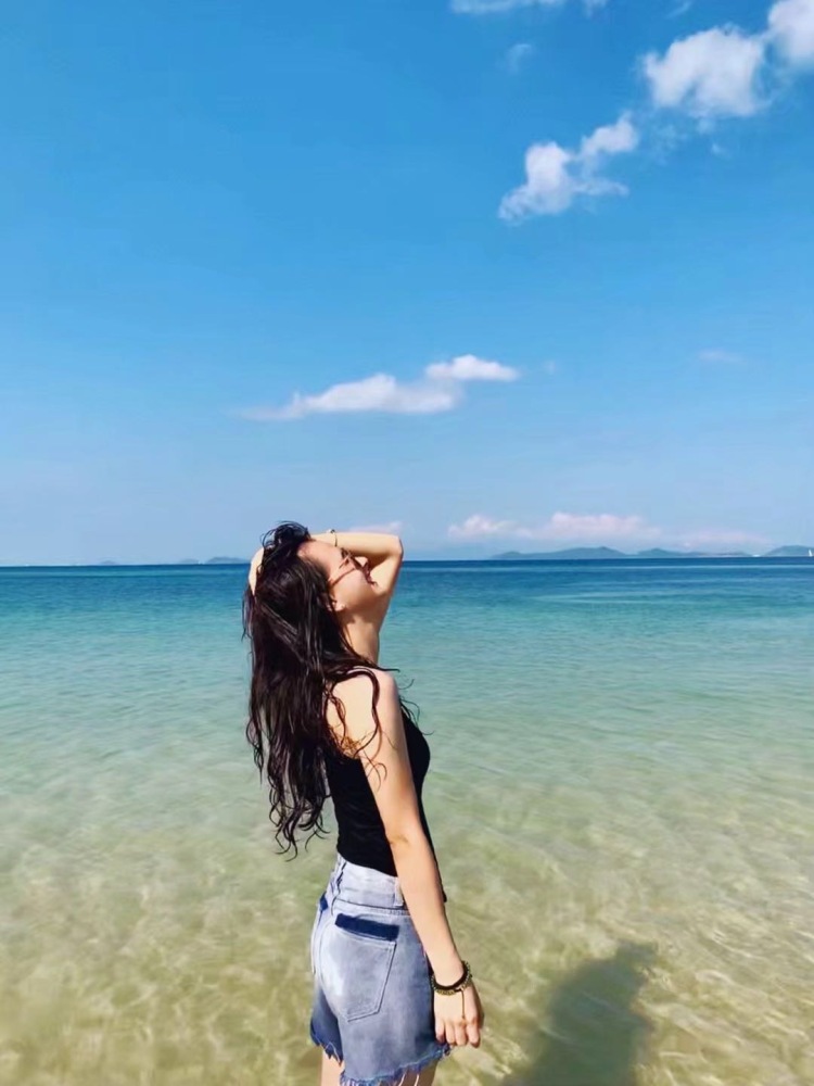 Kay-广东省·汕尾市·陆丰市-抖音、微博、nice、***、-爱摄影,爱摆拍,爱修图,短视频剪辑,接受买家秀,寄拍产品.
身高162、体重96、什么风格都可,脸小,兼职赚外快,有耐心,非诚勿扰谢谢!