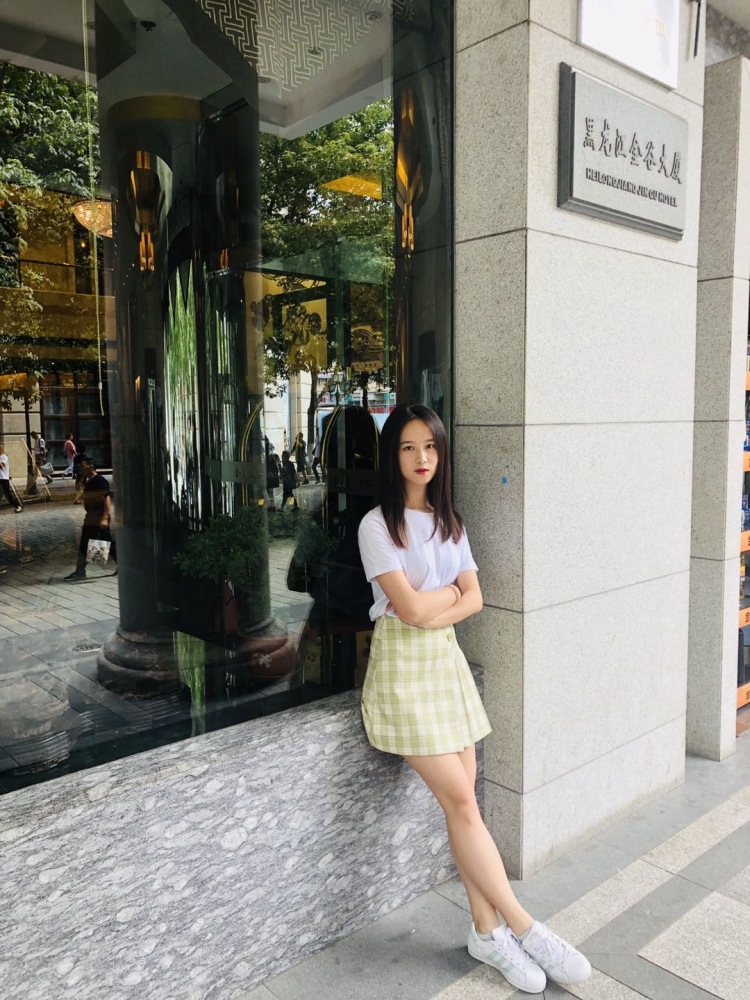咳-辽宁省·沈阳市·和平区--是一名美工,做过设计 接触过淘宝等 给淘宝修图等 拍照 p图都可以 网拍 详情页 买家秀等🤝🤝