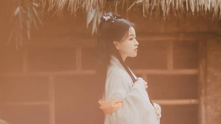 上古仙女-四川省·成都市·双流区-抖音,知乎,***-新人模特兼中国舞老师一枚,会跳舞会拍照会P图,可接送拍寄拍买家秀,平面模特,汉服模特,商业演出,短视频合作,期待我们的合作