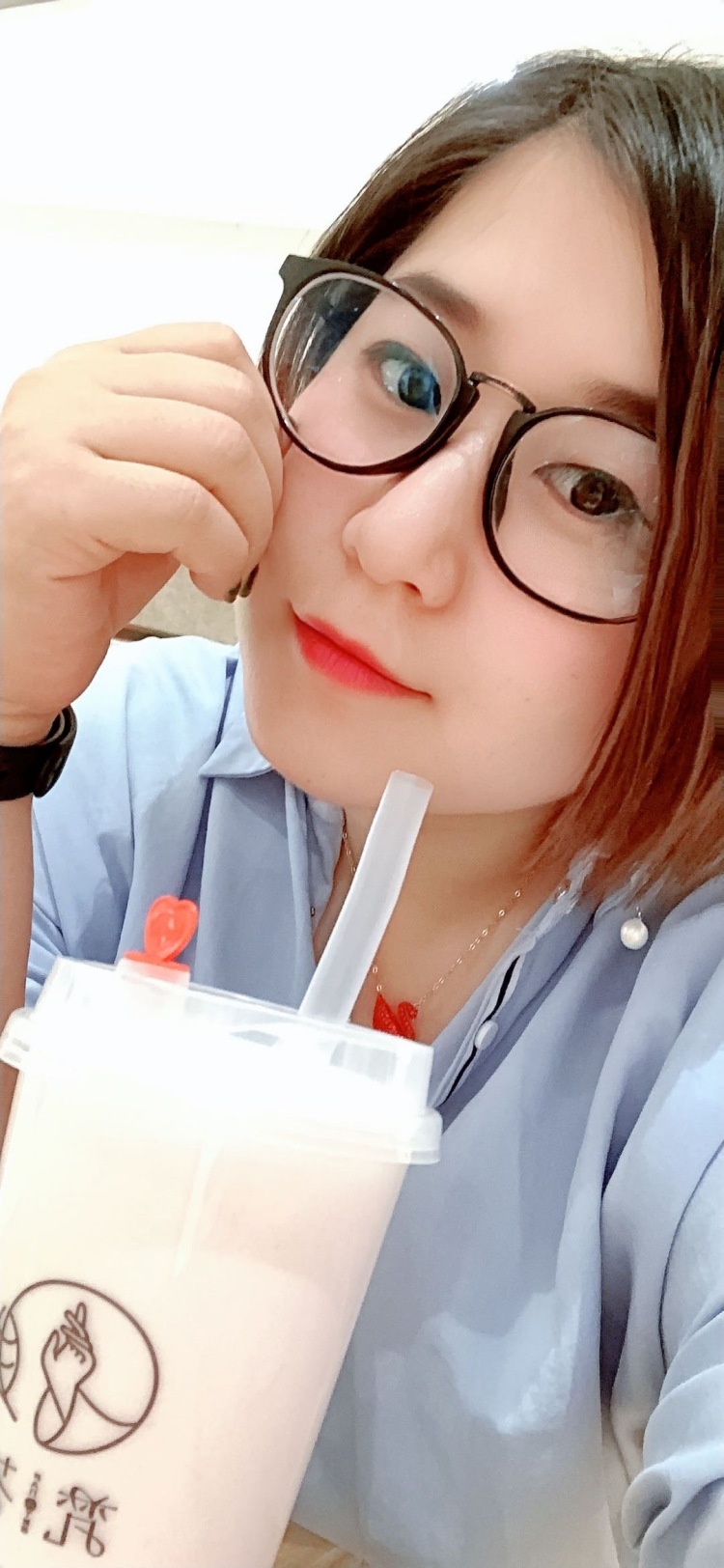 晓离菇凉-黑龙江省·鸡西市·鸡冠区-微博-刚开始，以前没有做过，但是喜欢拍照，希望给我一个机会，价格都可以，适合就行，谢谢大家！