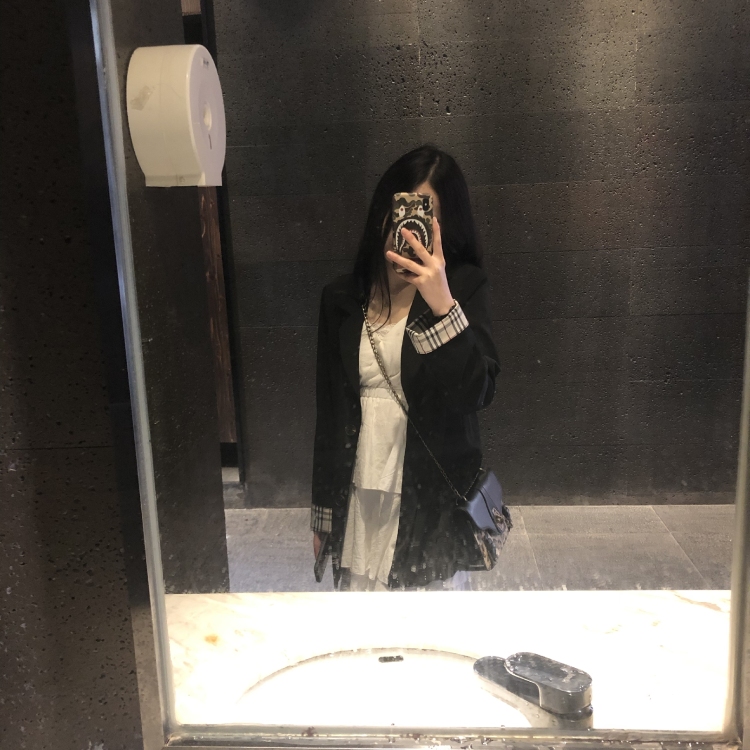 F-湖南省·常德市·武陵区-抖音 快手 微博 ***-本人爱好唱歌 摄影 可接买家秀 平面模特 网拍模特 校园推广 等等 也可品牌代言