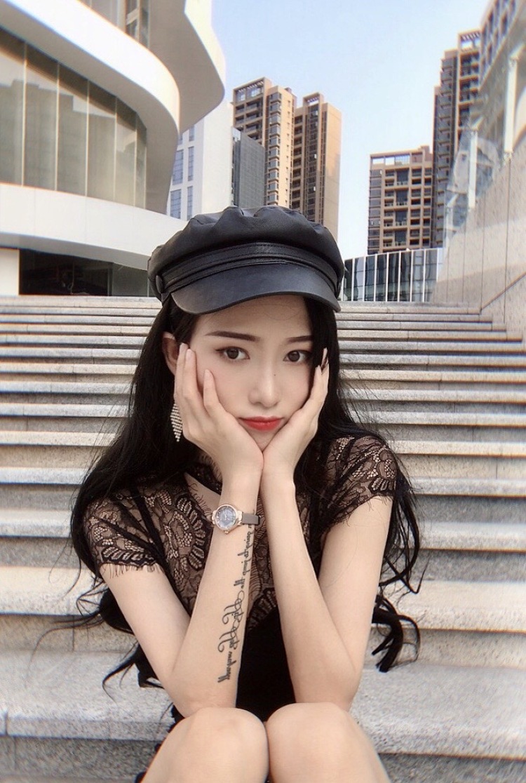 九儿-广东省·中山市·西区街道-抖音-平时爱拍照,爱拍视频,买家秀、直播带货、短视频创作、网红店探店打卡、商业演出(仅限舞蹈的商演)都可以,需要合作的商家可以联系我哦!