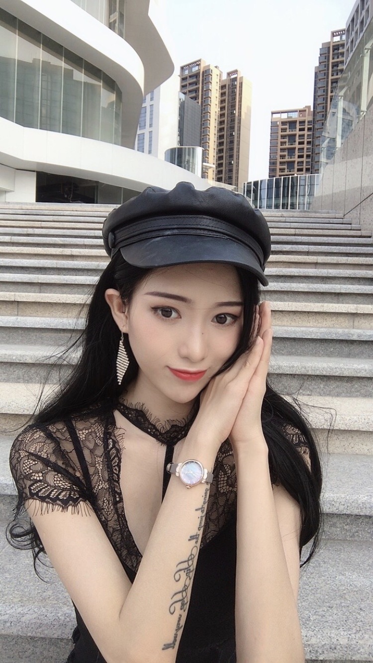 九儿-广东省·中山市·西区街道-抖音-平时爱拍照,爱拍视频,买家秀、直播带货、短视频创作、网红店探店打卡、商业演出(仅限舞蹈的商演)都可以,需要合作的商家可以联系我哦!