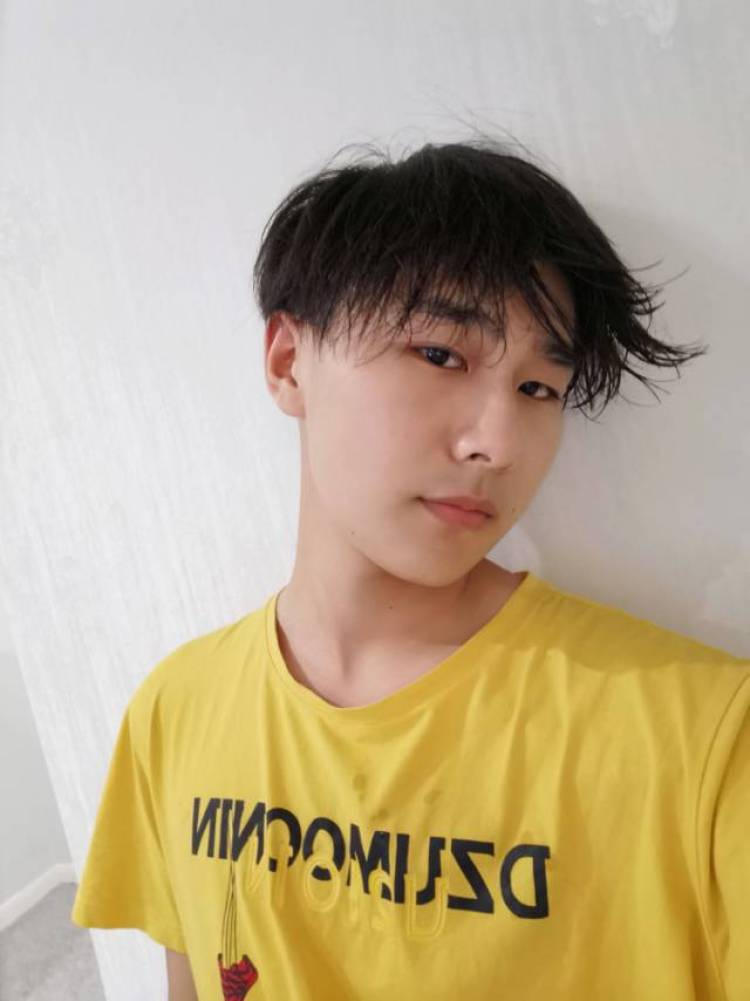 宇-重庆市·重庆市·涪陵区--接单买家秀价格好说,因为自己专业是这方面的所以不管是拍照还是后期都还是可以的。值得相信的!