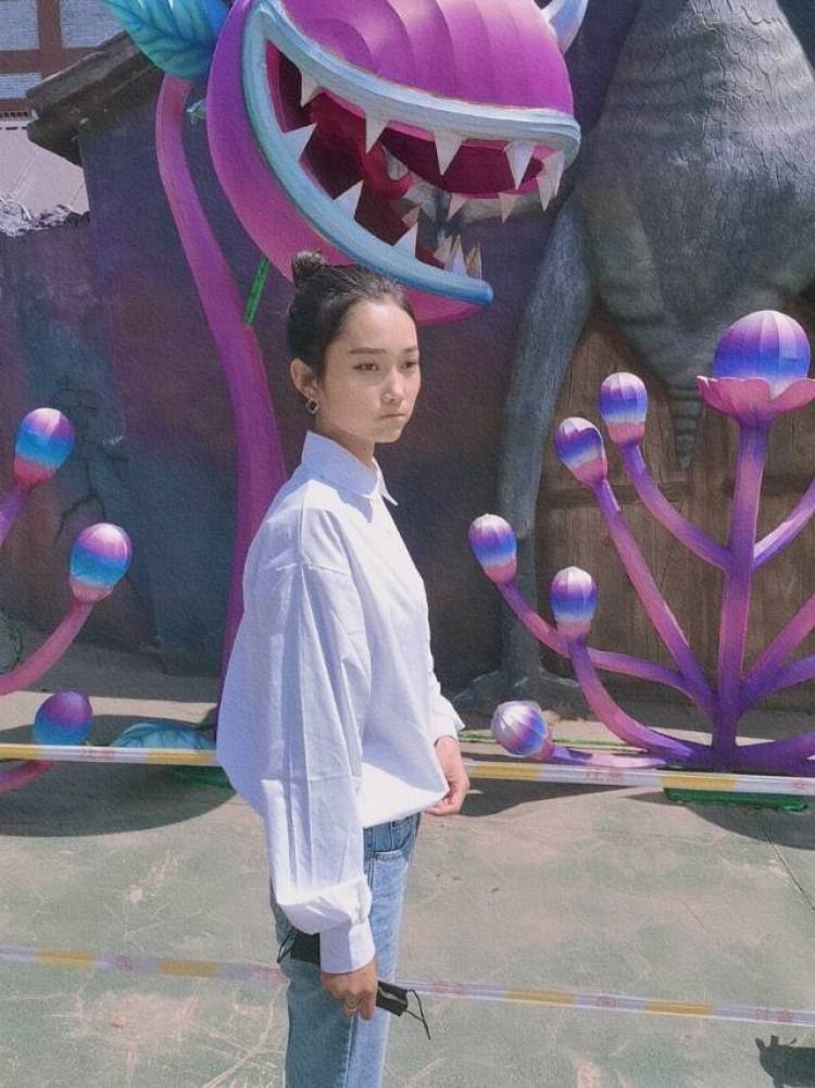 花花-河南省·漯河市·源汇区-抖音，***，朋友圈-本人170cm，46kg，在校大学生，喜欢拍照，各种风格衣服均可驾驭，拍过卖家秀等，帽子，衣服，首饰，鞋子均可拍，最喜温柔风，御姐风。