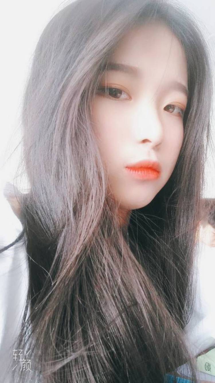 Mxy-吉林省·四平市·铁西区--本人可塑性强,身高165,体重95
老板提出的要求我会尽力去做到,虽然玩的社交广大软件没有什么粉丝,因为我没发什么作品,如果想让我推广产品,开箱测评的话,我也可以慢慢去做,慢慢涨粉。可拍买家秀做网拍模